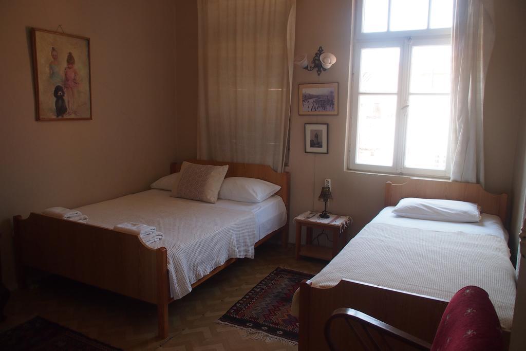 Istanbul Pension Ayvalik Ruang foto