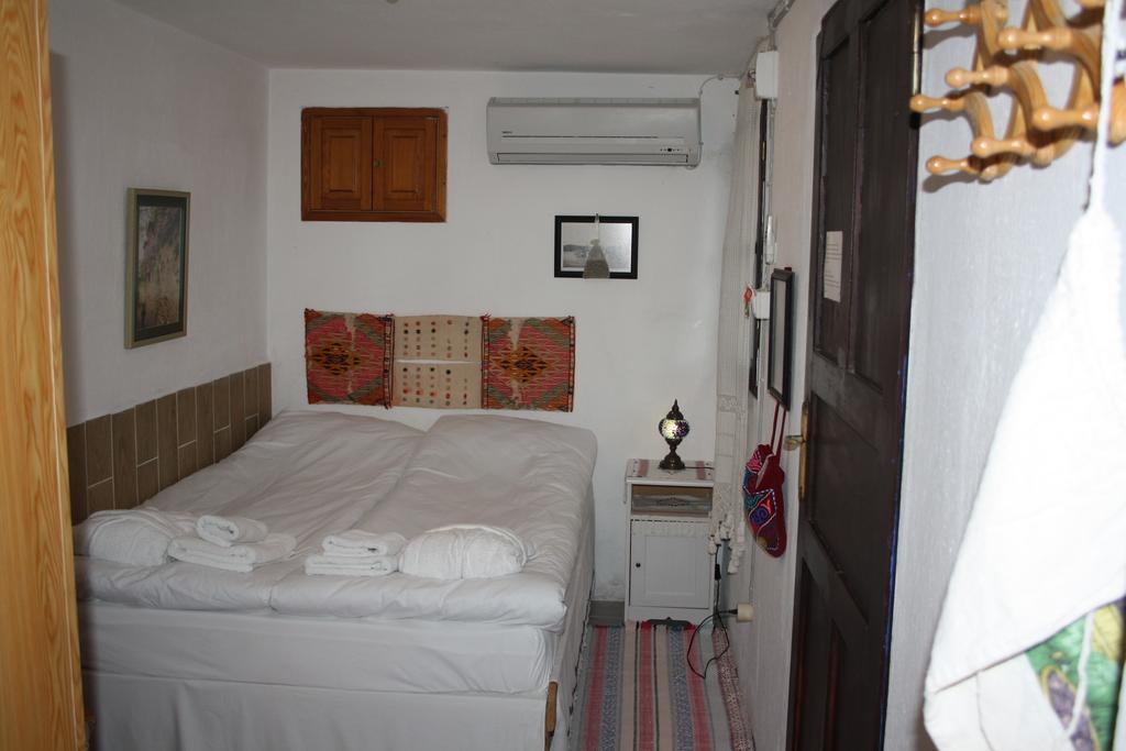 Istanbul Pension Ayvalik Ruang foto
