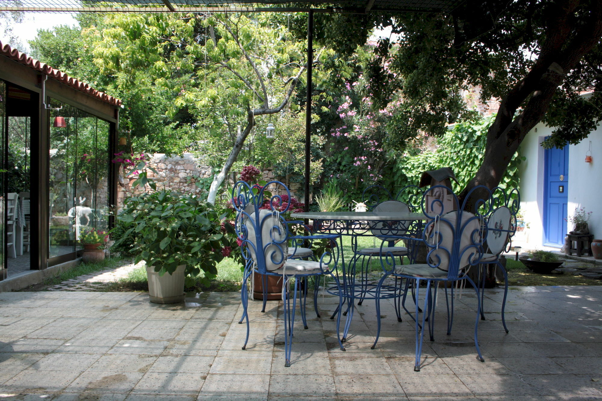 Istanbul Pension Ayvalik Bagian luar foto